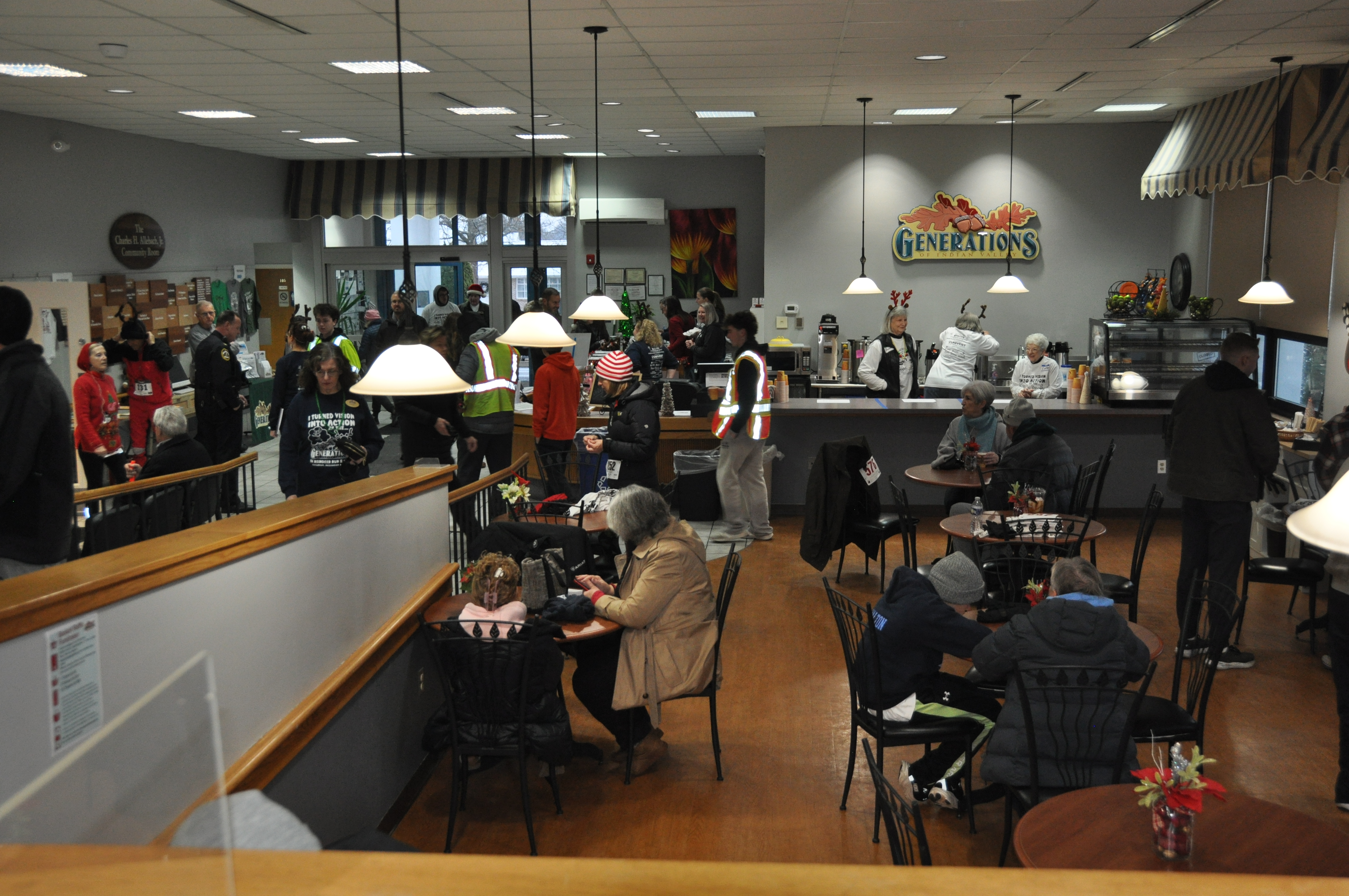 Photos / ReindeerRun2025Cafe.JPG